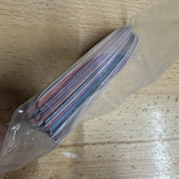 1992 Kellogg's NHL Hockey Mini Pennants - Complete Set  24 Sealed In Bag - Picture 2 of 3